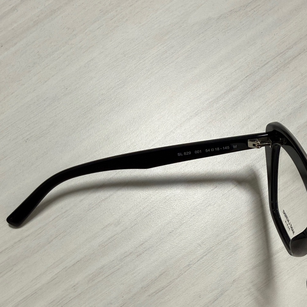 Saint Laurent Glossy Black Oversized Cat-Eye Glasses SL 829 - Picture 2 of 4